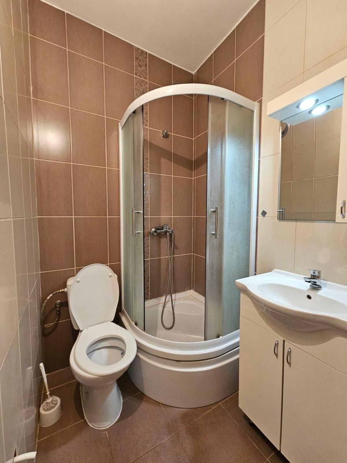 East Gate Apartment Studio Skopje Buitenkant foto